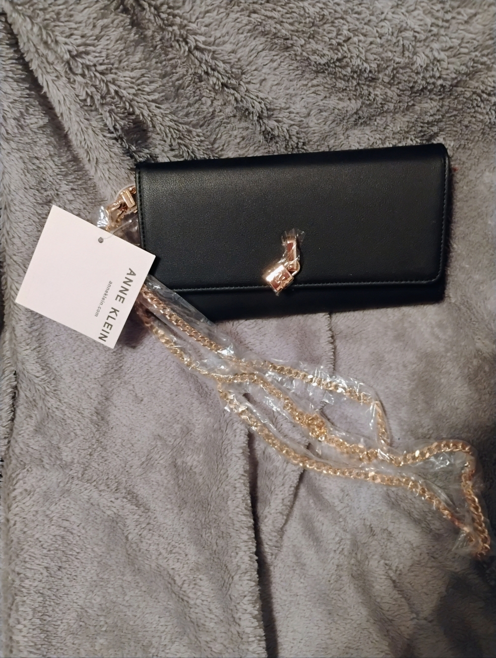 NWT Anne Klein Crossbody Wallet